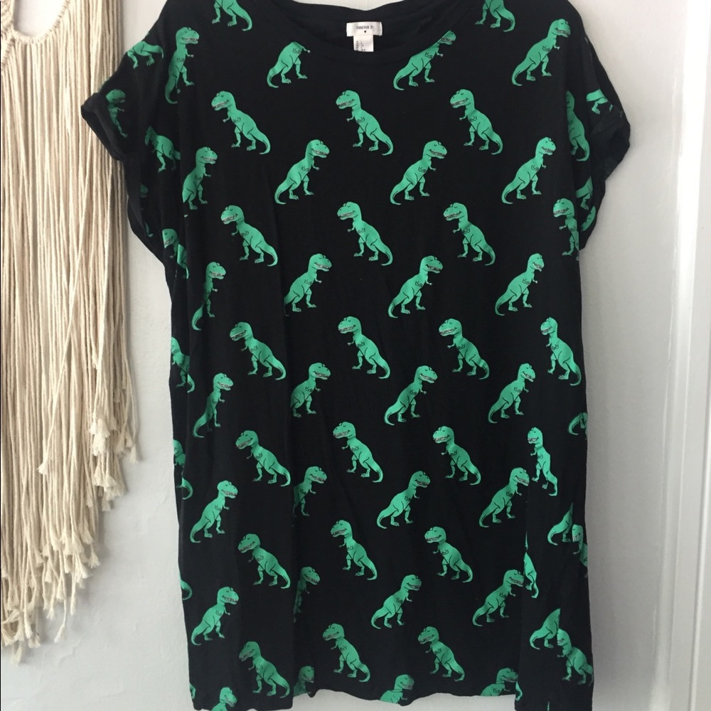 Forever 21 // Dinosaur 🦖 t-shirt dress/tunic
